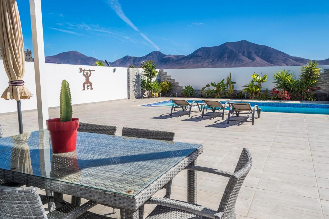 Villa Carol Playa Blanca  Buitenkant foto